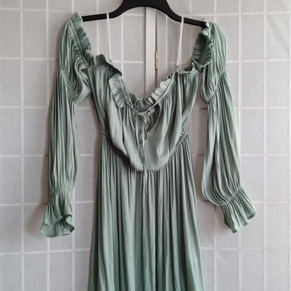 Forever 21 Dresses & Skirts - Forever 21 contemporary dress